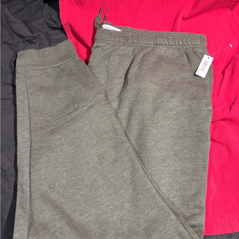 Amazon Essentials Gray Joggers with Soft Cotton-Blend Fabric #1352